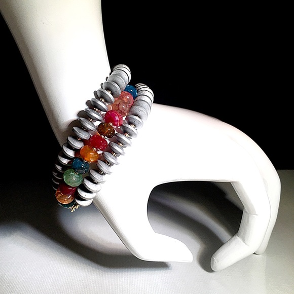 🔱SALE🔱 Crystal Agate and Hematite Bracelet 🌄 - Picture 2 of 6